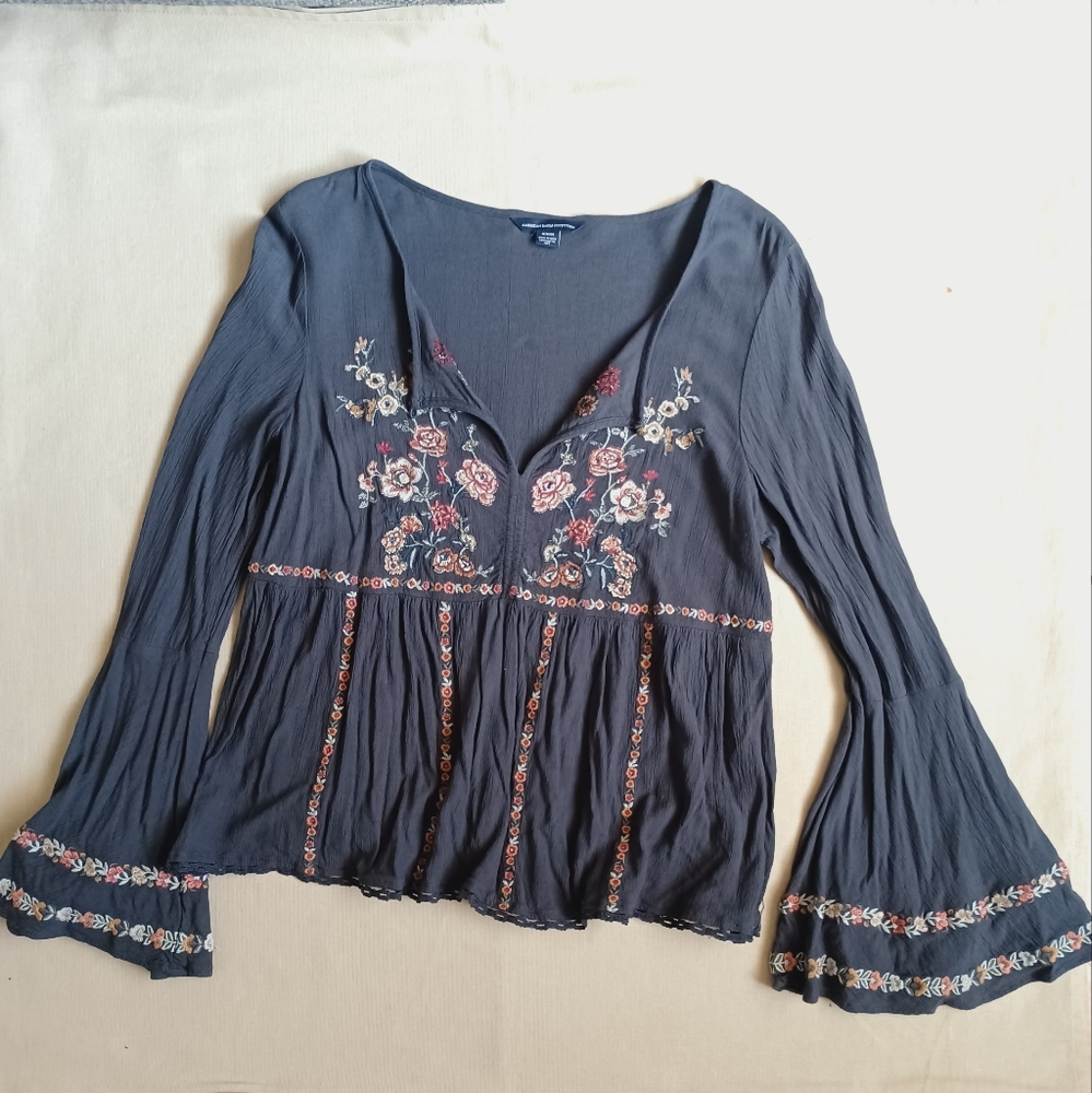 American Eagle Peasant Top